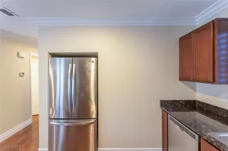 Photo #6: 2398198 Listing