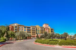 Photo #1: 2398208 Listing