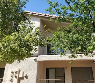 Photo #1: 2398212 Listing 