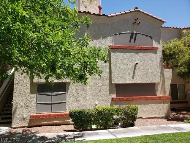 MLS: 2398214 Condo For Sale