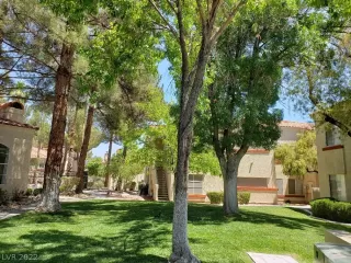 Photo #1: 2398214 Listing