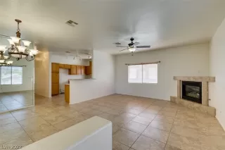 Photo #2: 2398224 Listing