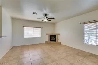 Photo #4: 2398224 Listing