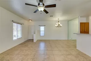 Photo #6: 2398224 Listing