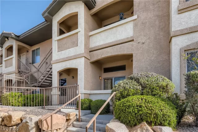 MLS: 2398228 Condo For Sale