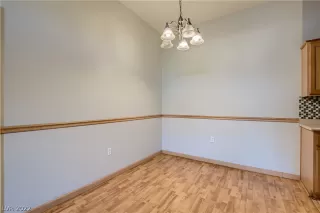 Photo #2: 2398228 Listing