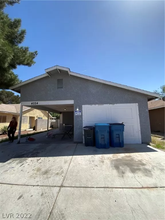 MLS: 2398255 Condo For Sale