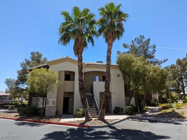 MLS: 2398269 Condo For Sale