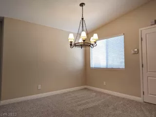 Photo #2: 2398269 Listing