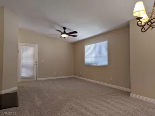 Photo #3: 2398269 Listing