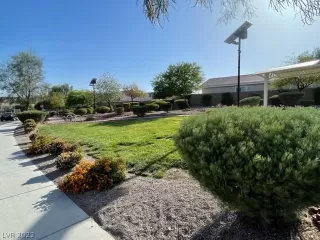 Photo #4: 2398286 Listing 