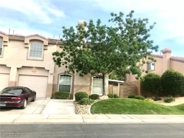 MLS: 2398296 Condo For Sale