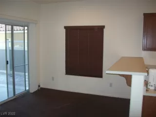 Photo #2: 2398315 Listing 