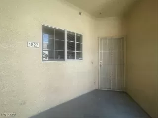 Photo #1: 2398380 Listing 