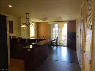 Photo #2: 2398383 Listing