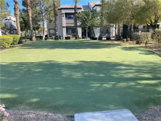 Photo #3: 2398487 Listing