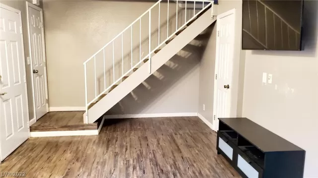 MLS: 2398542 Condo For Sale