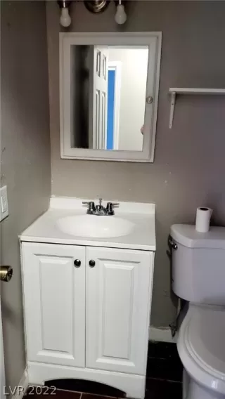 Photo #4: 2398542 Listing