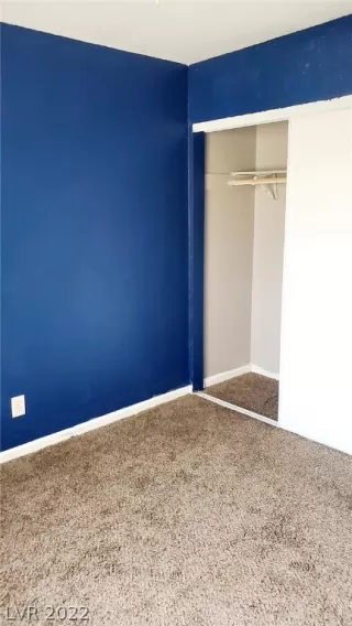 Photo #5: 2398542 Listing