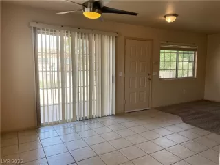 Photo #2: 2398572 Listing 