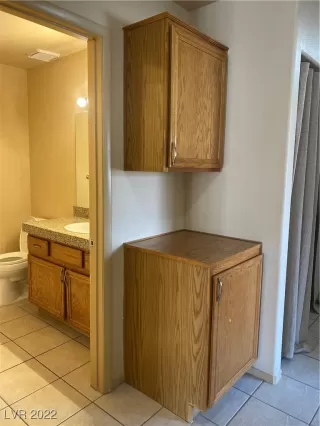 Photo #5: 2398572 Listing 