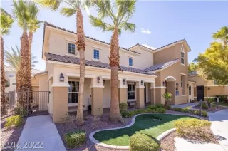 Photo #1: 2398650 Listing 
