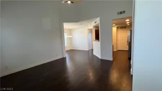 Photo #6: 2398650 Listing 