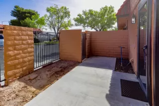 Photo #6: 2398652 Listing