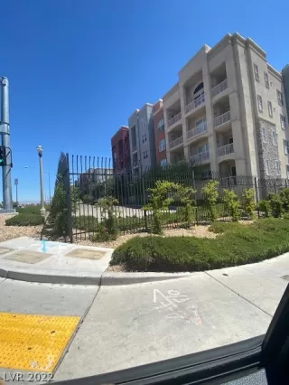 Photo #1: 2398655 Listing