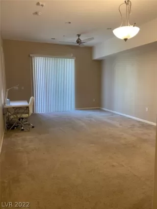 Photo #4: 2398655 Listing