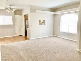 Photo #4: 2398657 Listing 