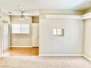 Photo #6: 2398657 Listing 