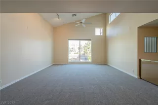 Photo #2: 2398734 Listing