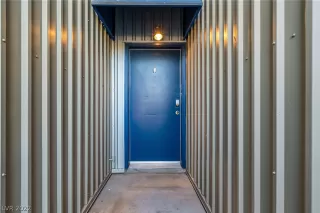 Photo #5: 2398734 Listing