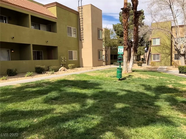 MLS: 2398822 Condo For Sale