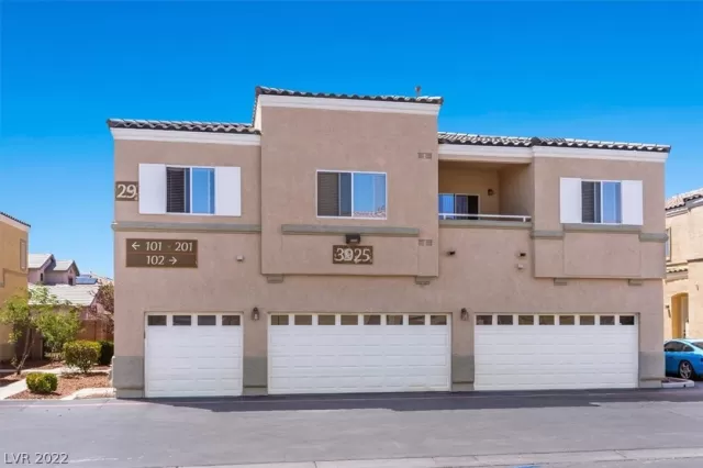 MLS: 2398826 Condo For Sale