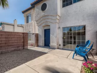 Photo #2: 2398847 Listing 