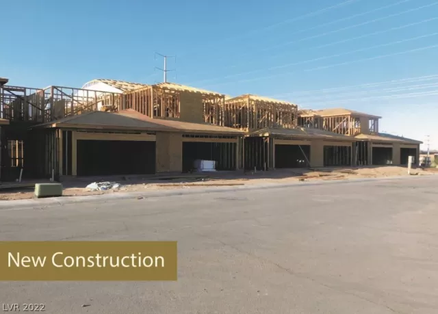 MLS: 2398884 Condo For Sale