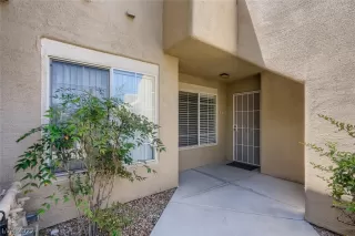 Photo #2: 2398903 Listing