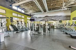 Photo #3: 2398961 Listing