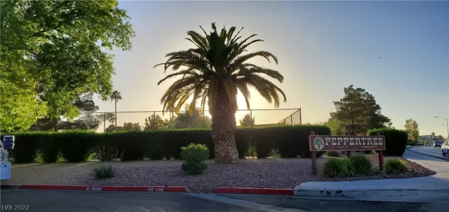 MLS: 2398962 Condo For Sale