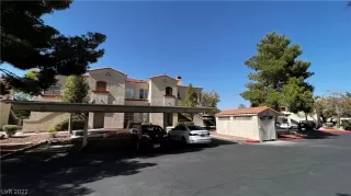 Photo #1: 2399006 Listing 