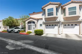 Photo #1: 2399012 Listing 