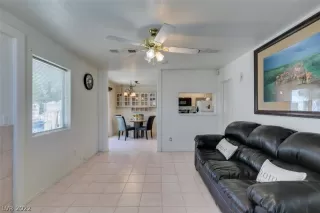 Photo #4: 2399012 Listing 