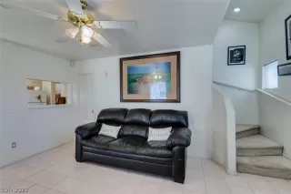 Photo #6: 2399012 Listing 