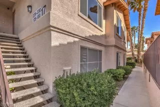 Photo #6: 2399018 Listing