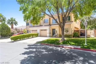 Photo #1: 2399021 Listing 