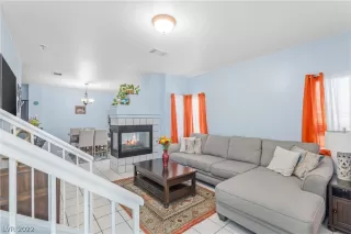 Photo #2: 2399021 Listing 