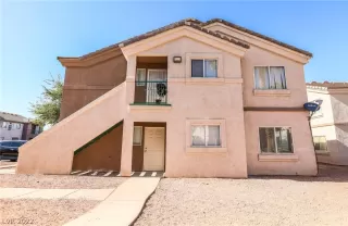 Photo #2: 2399081 Listing 