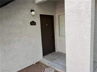 Photo #1: 2399089 Listing 